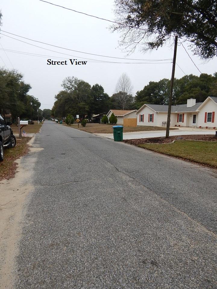 COUNTRY OAKS EST - Residential