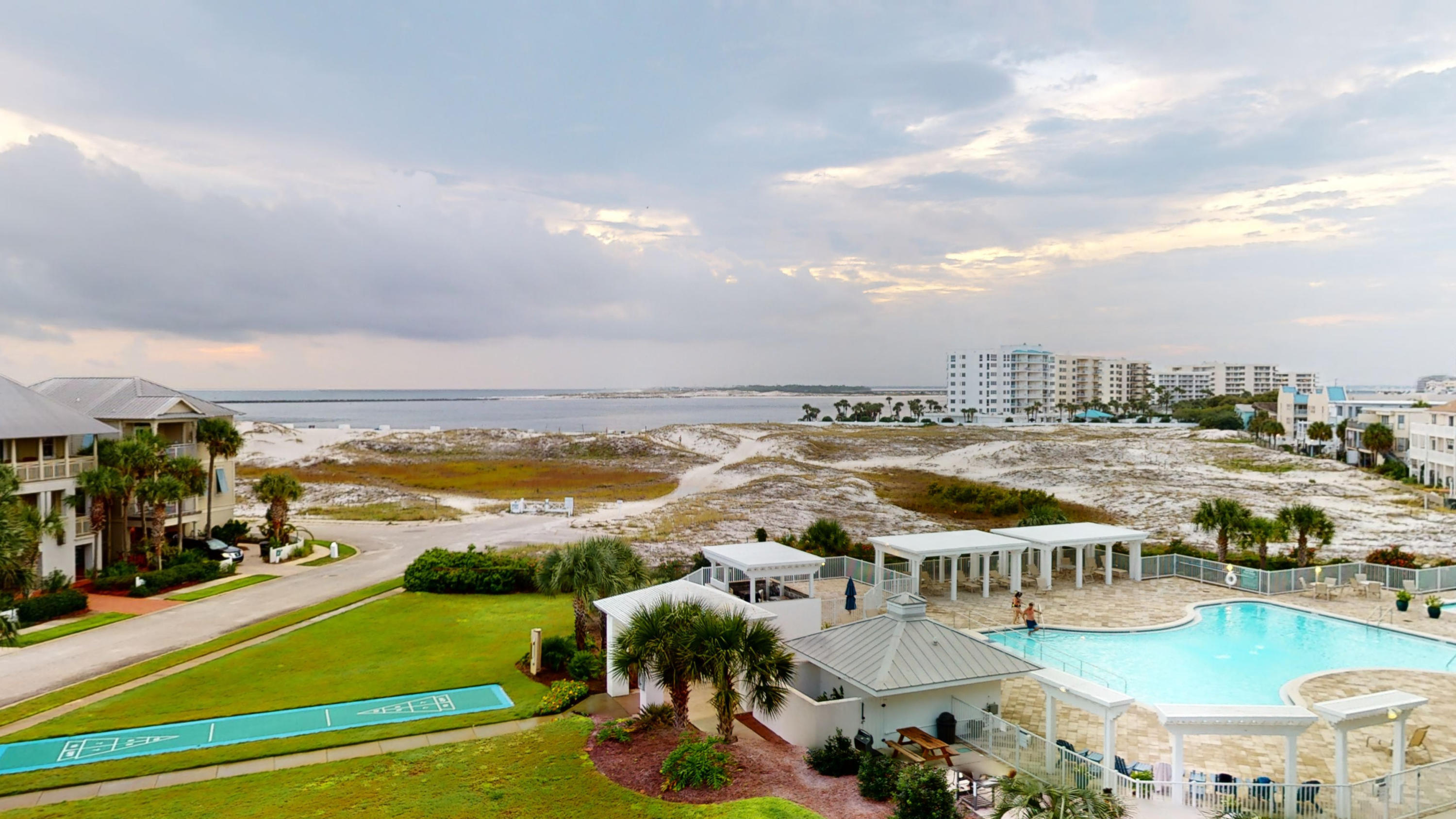 MAGNOLIA HOUSE (DESTIN POINTE) - Residential
