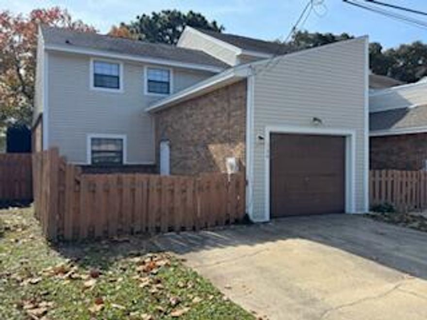 'Entered for comp purposes only'   Charming 2-story, 3 bedroom/2 bath/1 car garage Shalimar townhome being sold AS IS. Home is in great condition and currently rented. HOA includes beautiful community pool and note this home is in a great location close to both Eglin & Hurlburt AFB's.