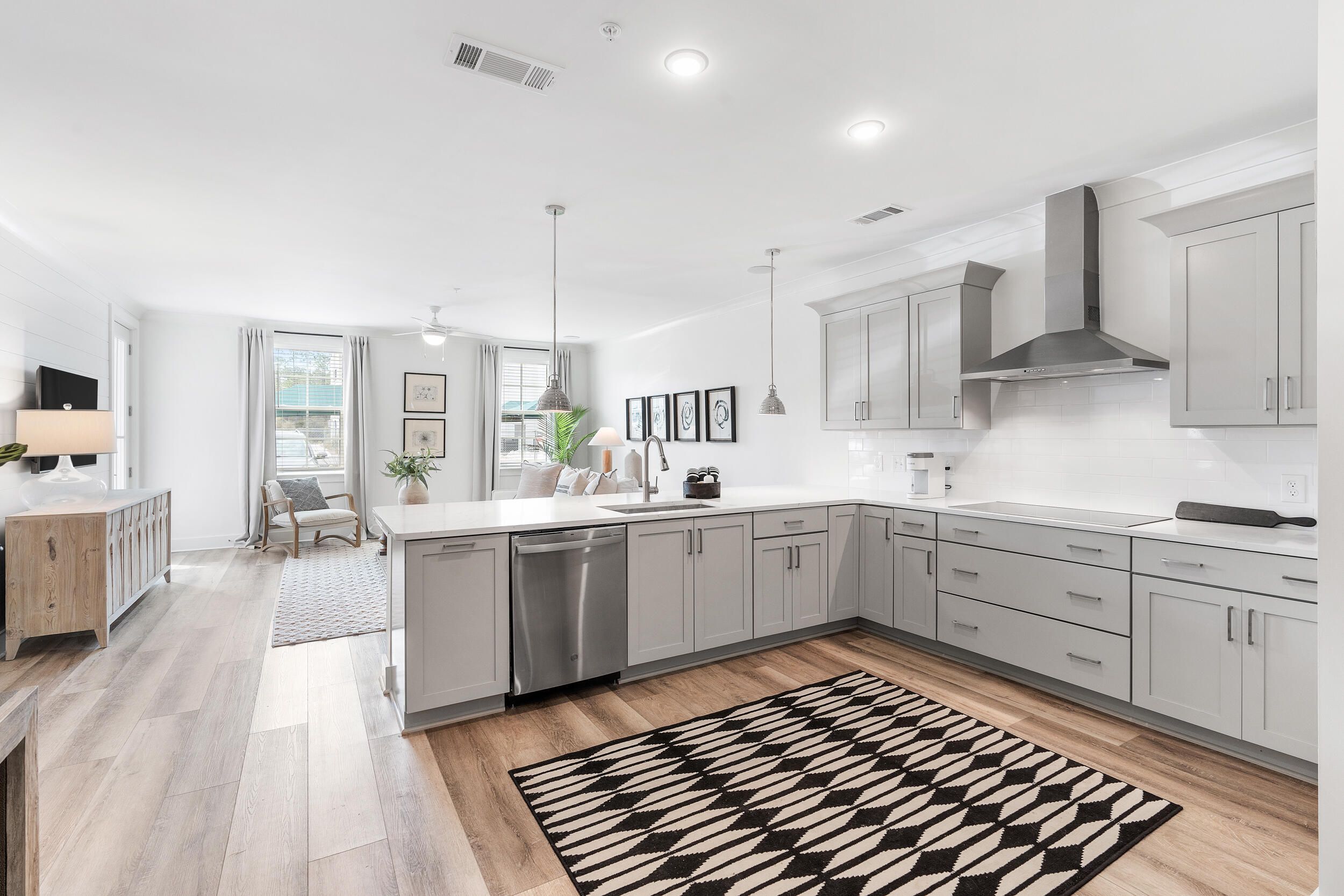 Pinewood 30A - Residential