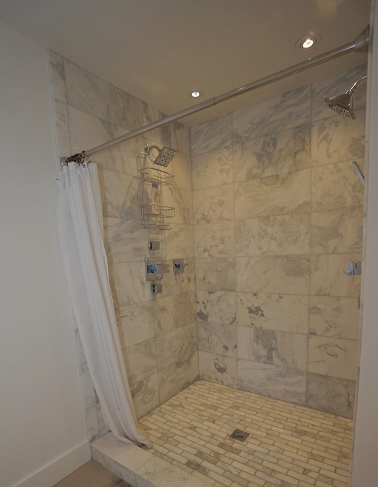 PARADISE RETREAT - Residential