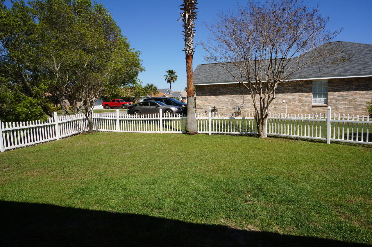 PARADISE RETREAT - Residential