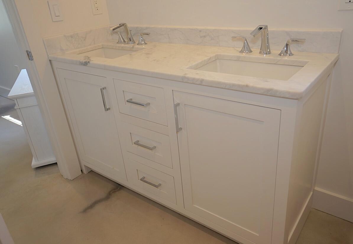 PARADISE RETREAT - Residential