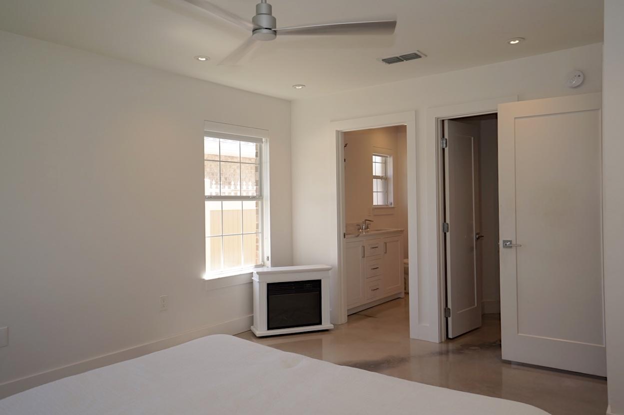 PARADISE RETREAT - Residential