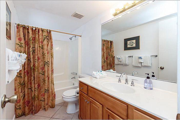 EMERALD ISLE - Residential