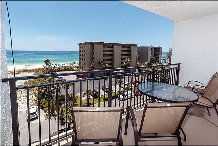 EMERALD ISLE - Residential