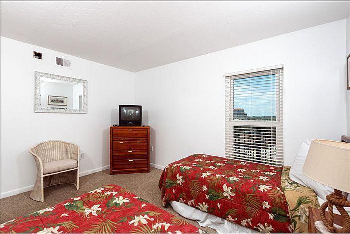 EMERALD ISLE - Residential