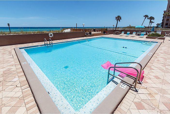 EMERALD ISLE - Residential