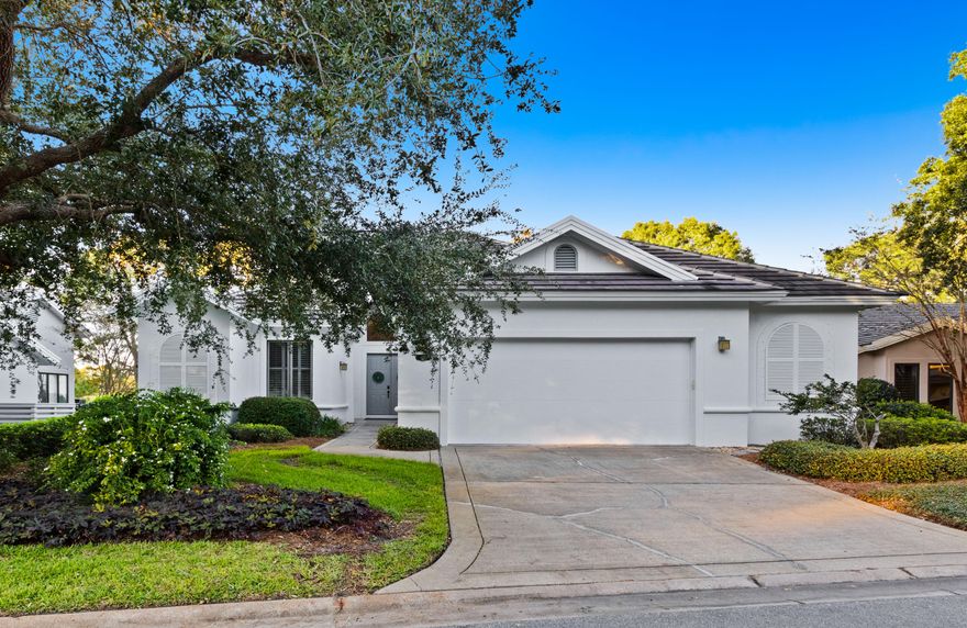 Coastal elegance in Saint Andrews with picturesque views of the 9th fairway of the Baytowne Golf Course. Upon entry you are greeted with soaring 20 foot double-tray ceilings and a newly renovated open concept single story estate. An abundance of living space with a formal living and dining room and a separate den a breakfast nook that walks out to the newly screened-in lanai. Completely updated kitchen with quartz countertops, all new stainless steel appliances, new backsplash, new cabinets and light fixtures. The Master suite overlooks the golf course with an oversized walk-in closet, and a master bath that has two vanities, a walk-in shower, whirlpool tub, and a separate water closet.  Both guest bedrooms have private ensuite bathrooms. Furnishings negotiable.