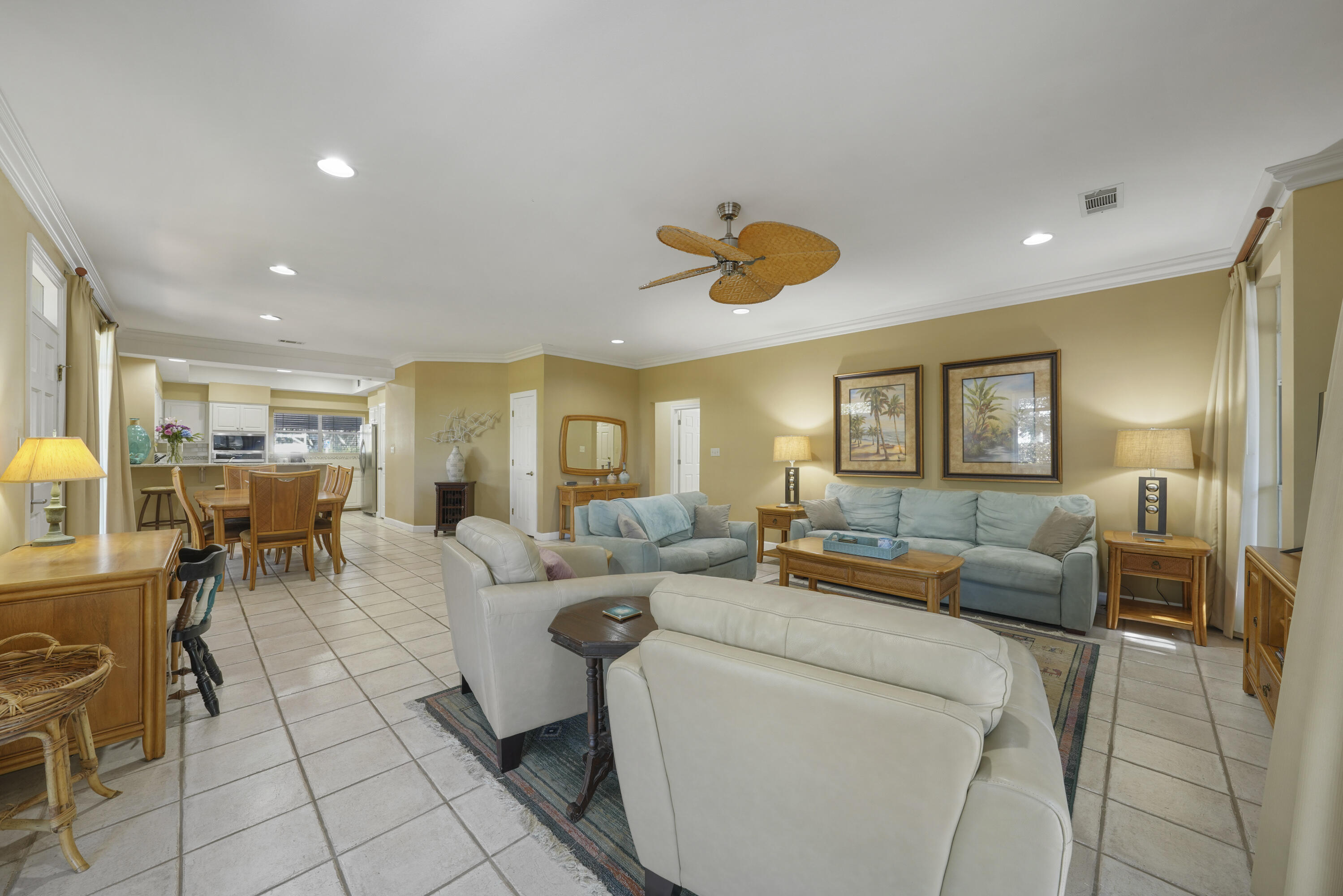 HIDDEN DUNES BEACH VILLAS - Residential
