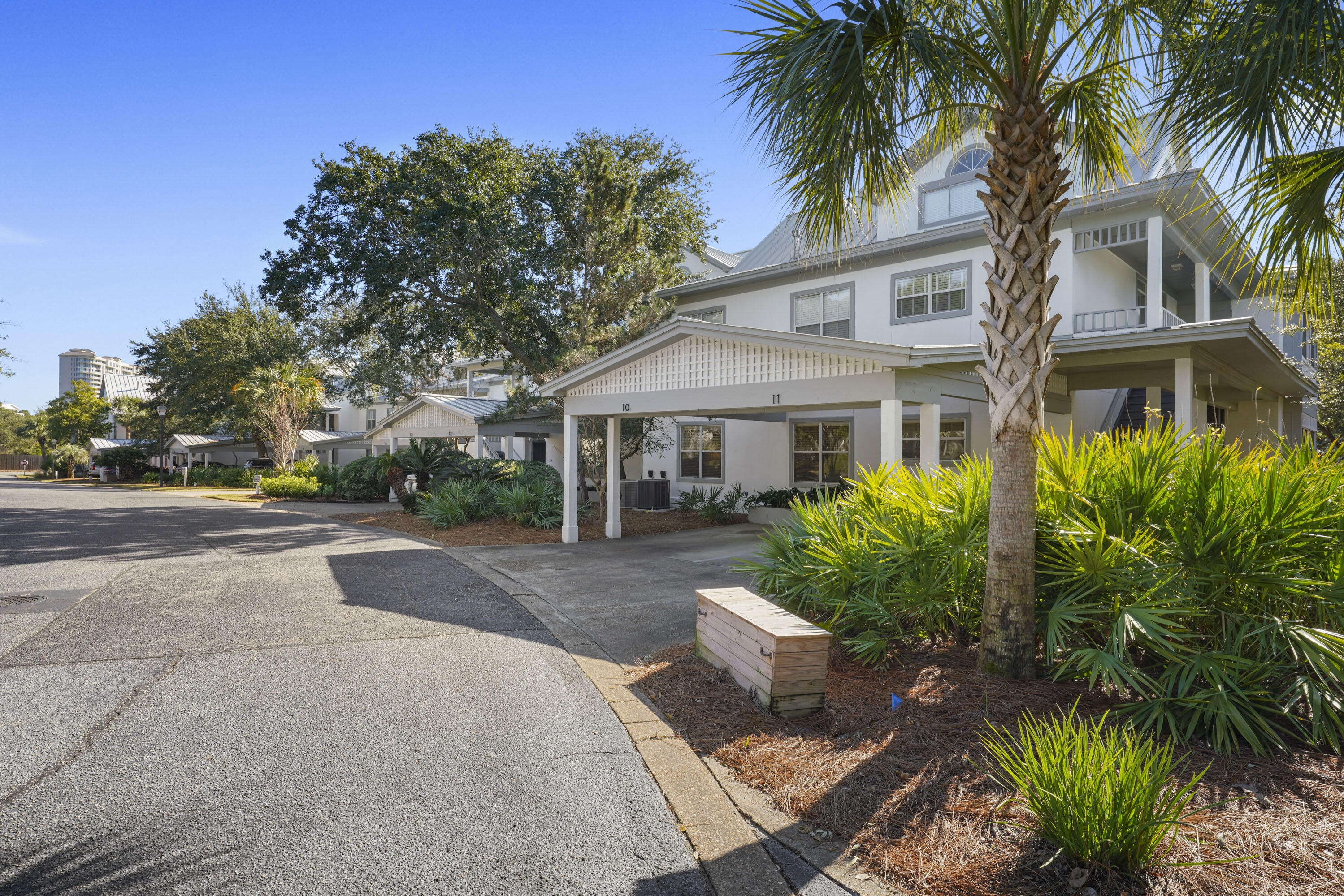 HIDDEN DUNES BEACH VILLAS - Residential