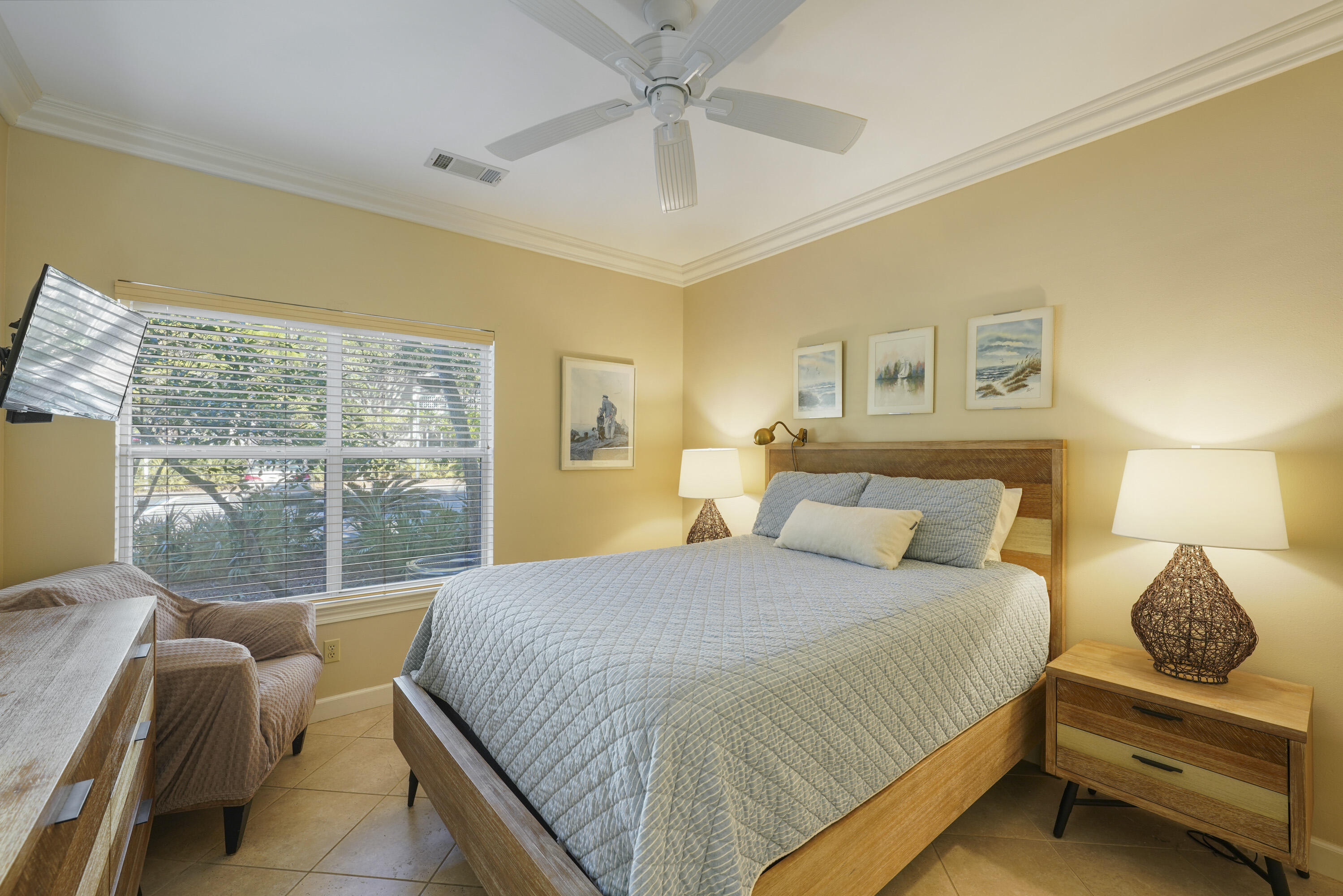 HIDDEN DUNES BEACH VILLAS - Residential