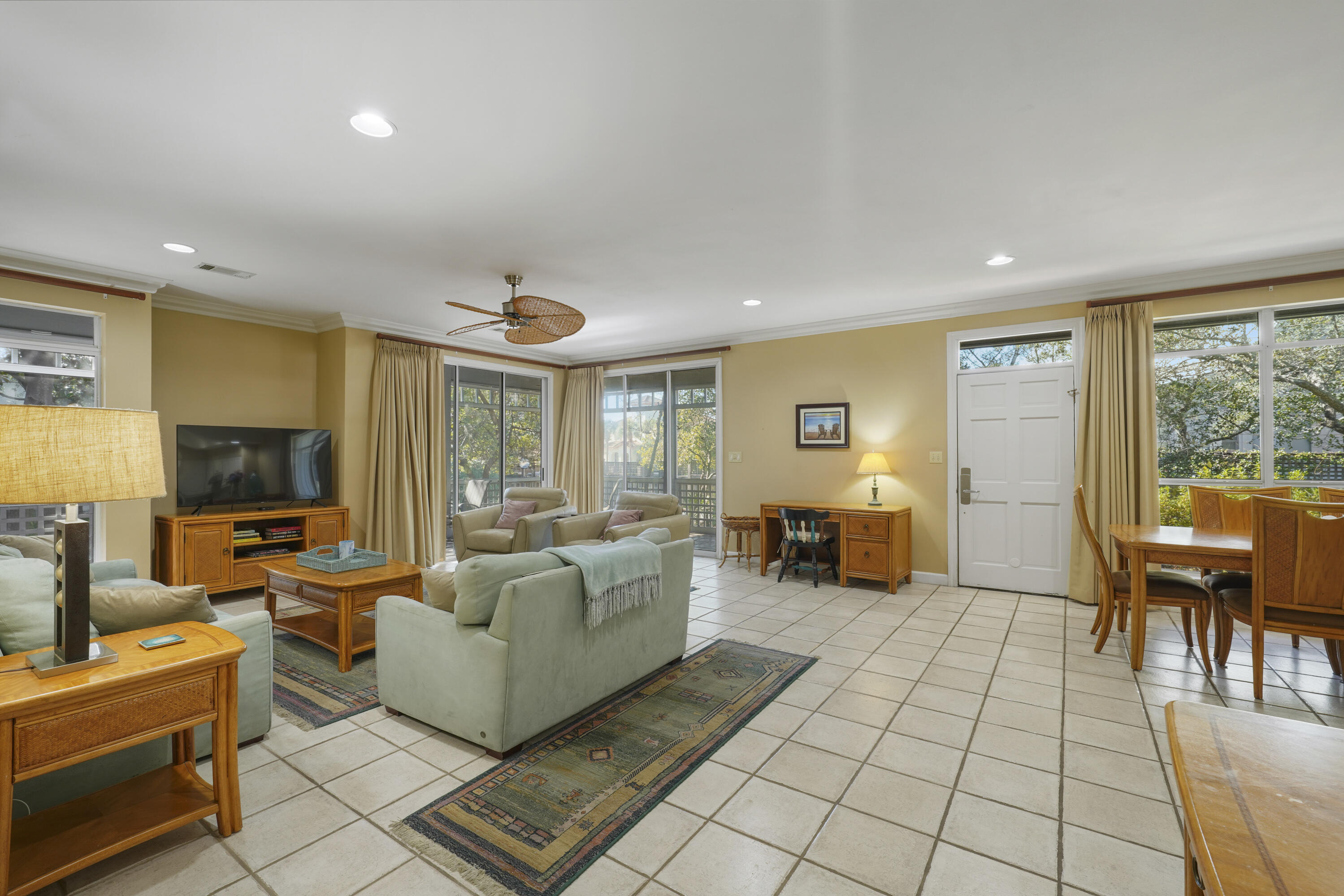 HIDDEN DUNES BEACH VILLAS - Residential