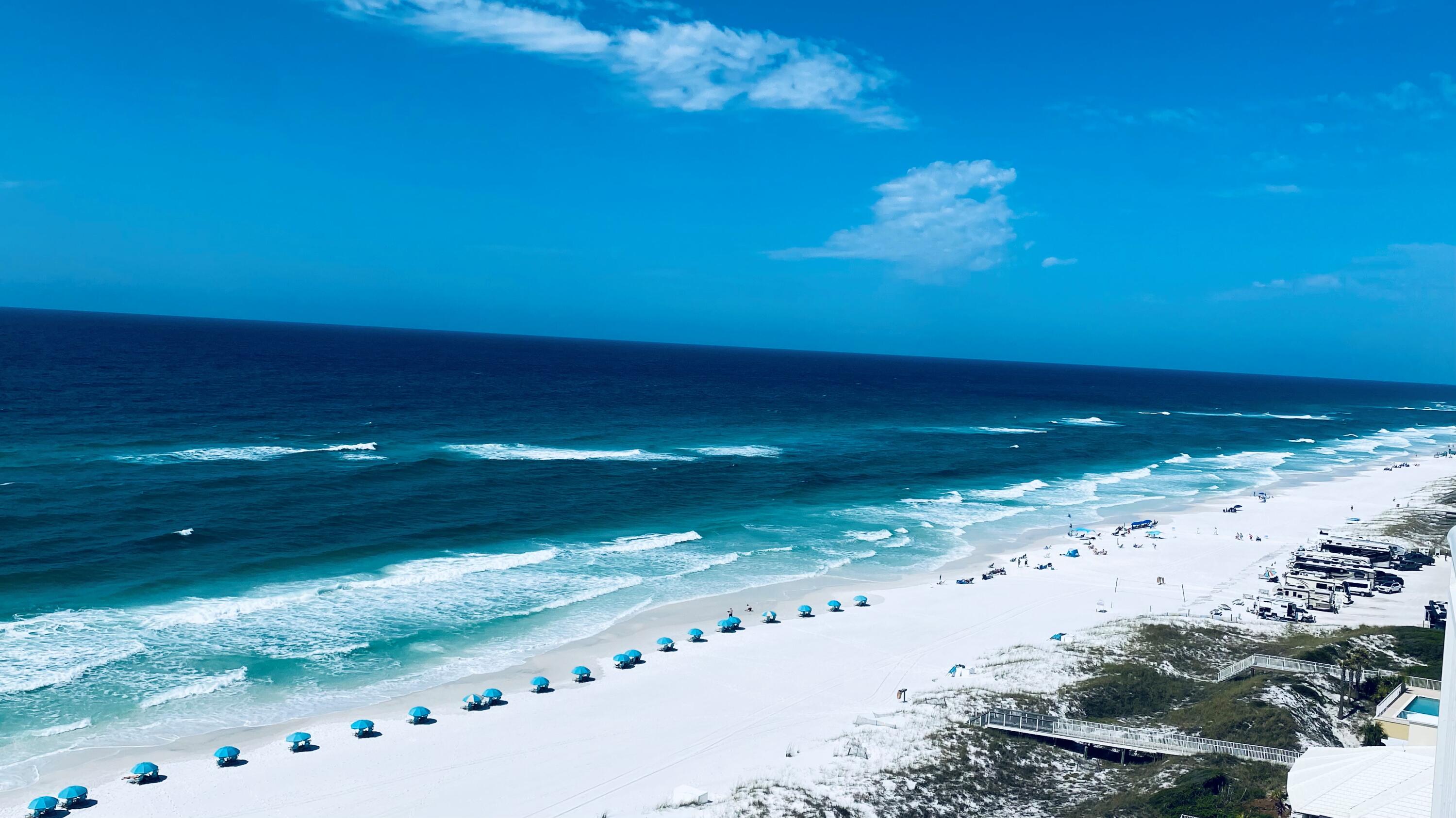 HIDDEN DUNES BEACH VILLAS - Residential