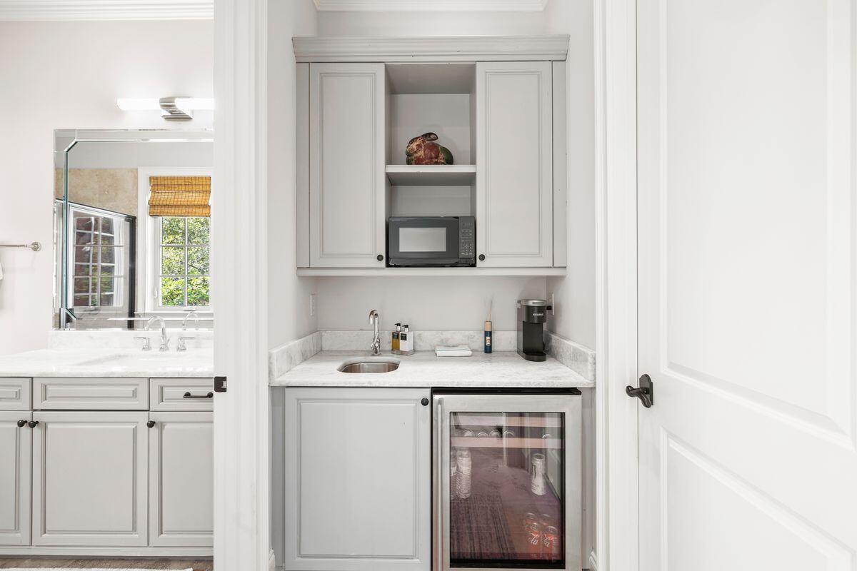 ISLAND GREEN - Residential