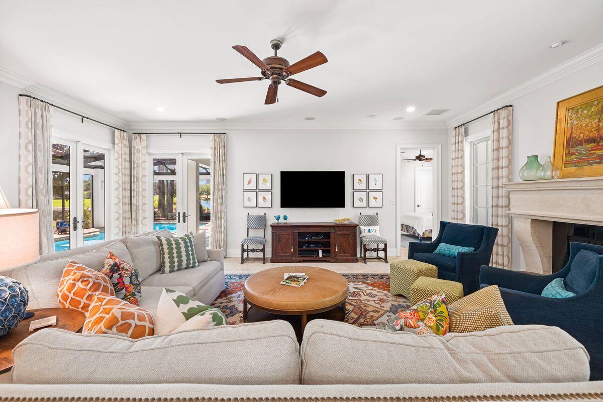 ISLAND GREEN - Residential