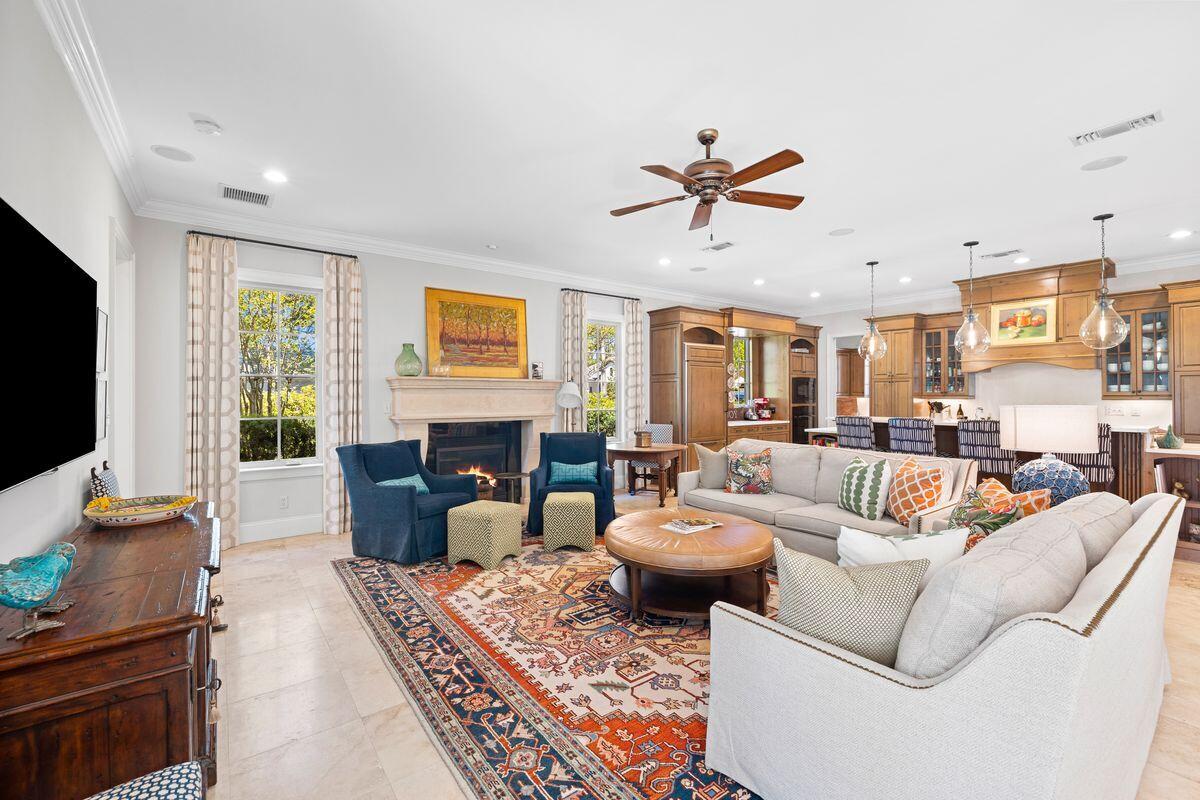 ISLAND GREEN - Residential