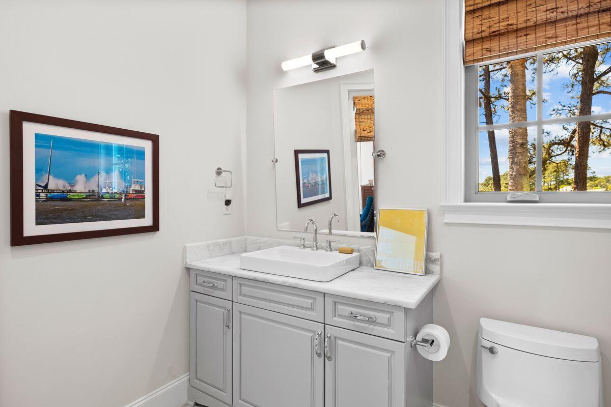 ISLAND GREEN - Residential