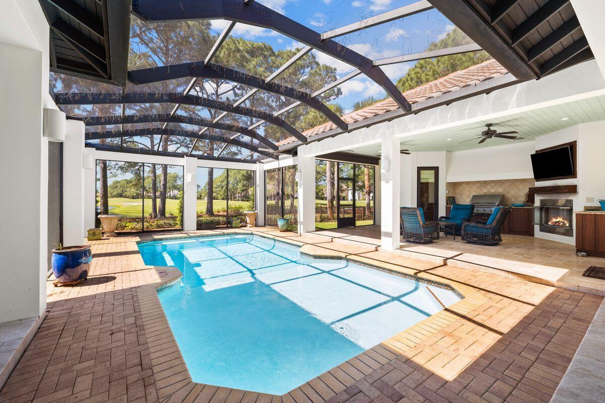 ISLAND GREEN - Residential