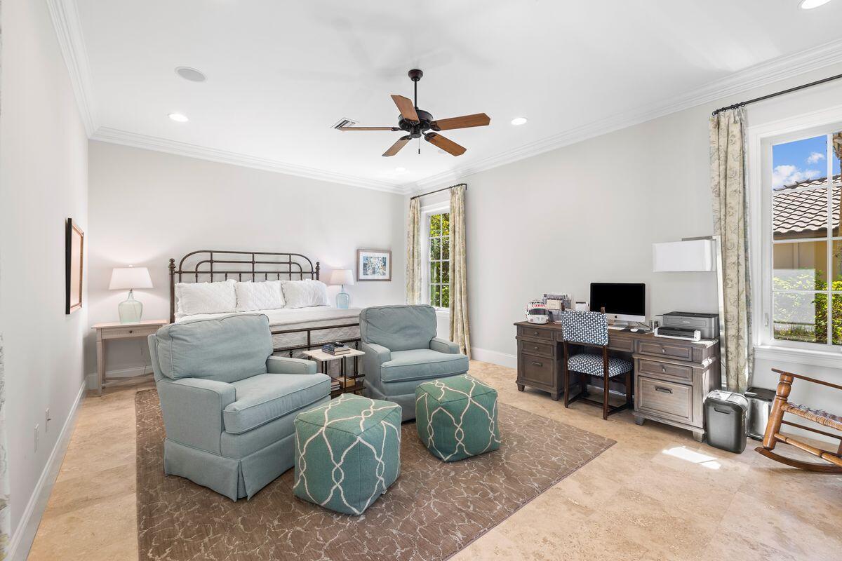 ISLAND GREEN - Residential