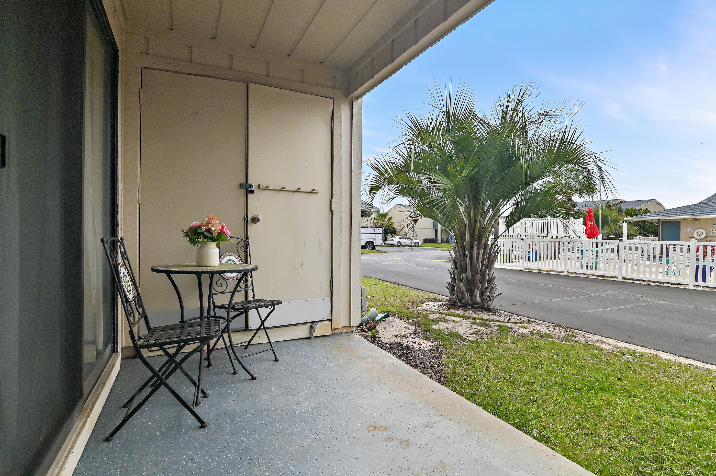 CHATEAU LA MER CONDO 2 - Residential