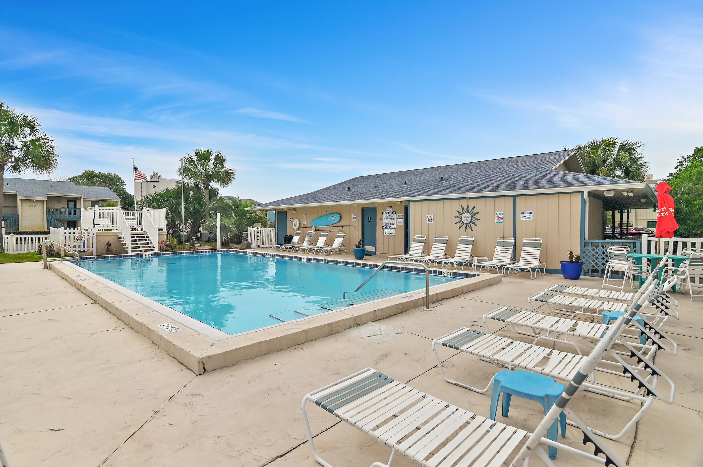 CHATEAU LA MER CONDO 2 - Residential