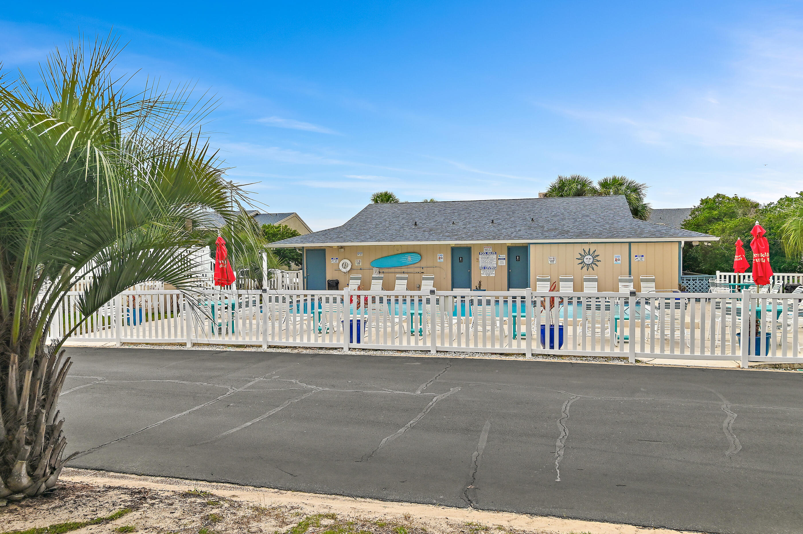 CHATEAU LA MER CONDO 2 - Residential