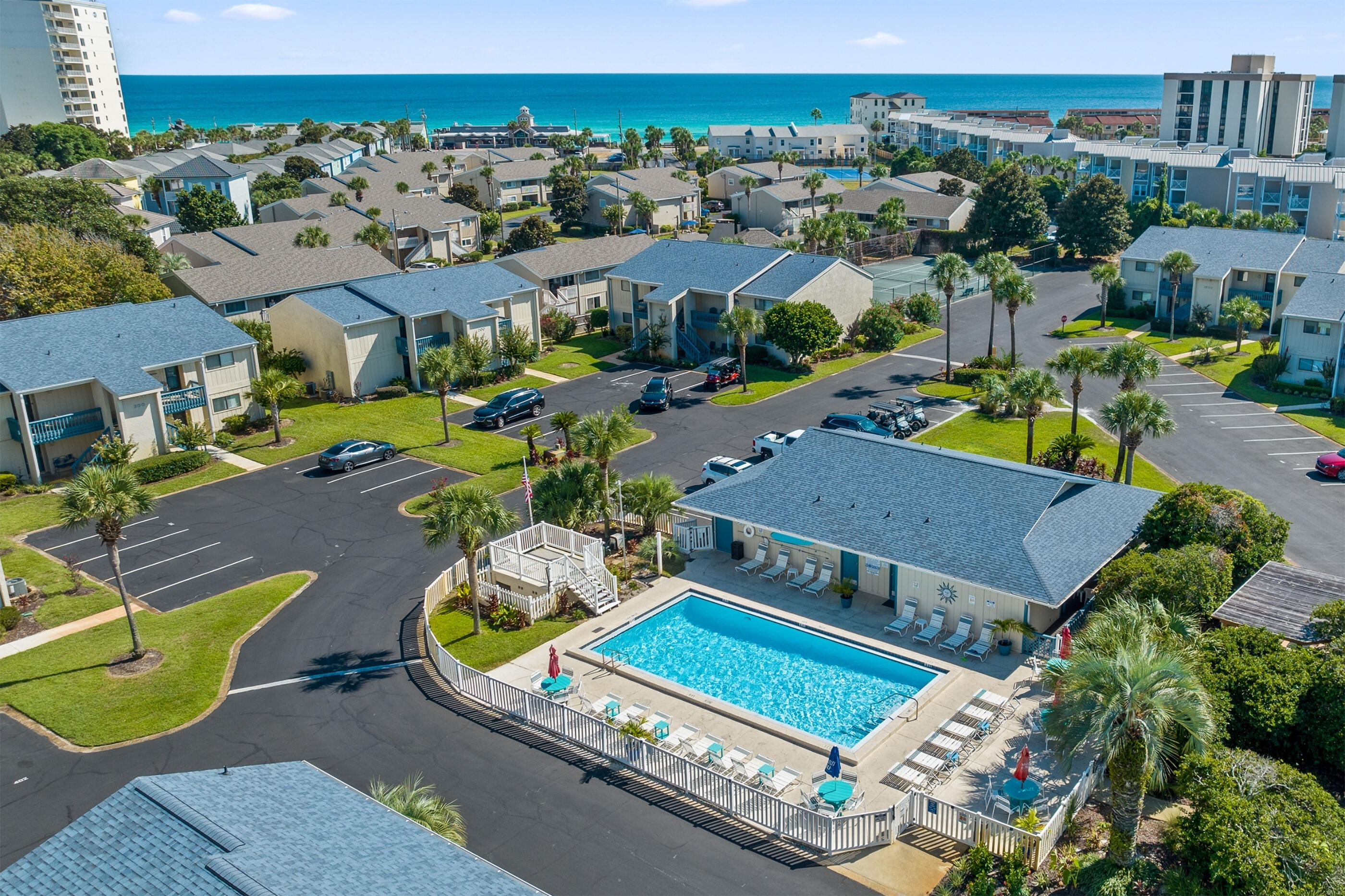 CHATEAU LA MER CONDO 2 - Residential