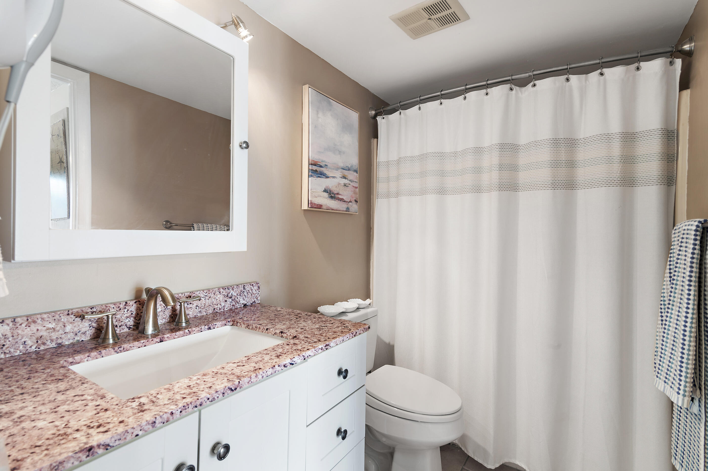 CHATEAU LA MER CONDO 2 - Residential