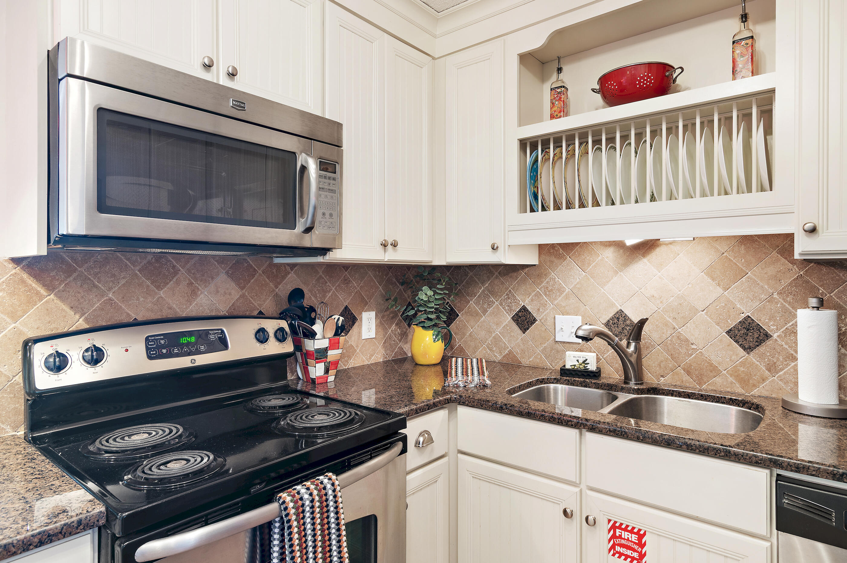 CHATEAU LA MER CONDO 2 - Residential