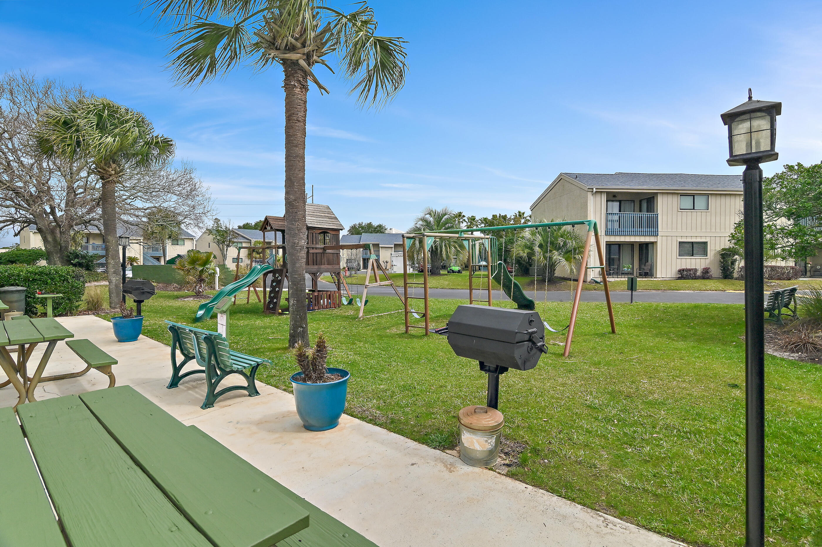 CHATEAU LA MER CONDO 2 - Residential