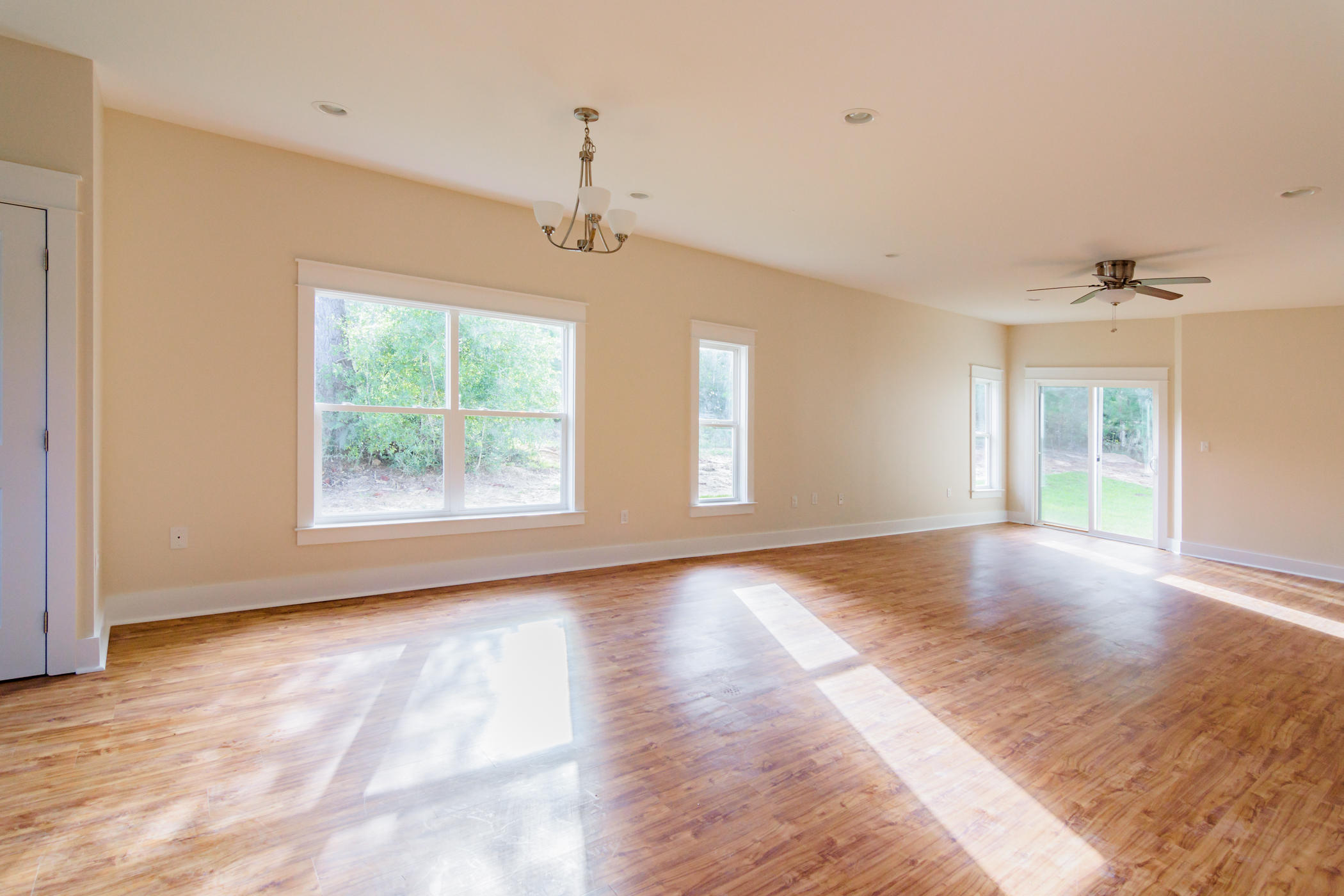 Majestic Oaks Vineyard Ph 1 - Residential