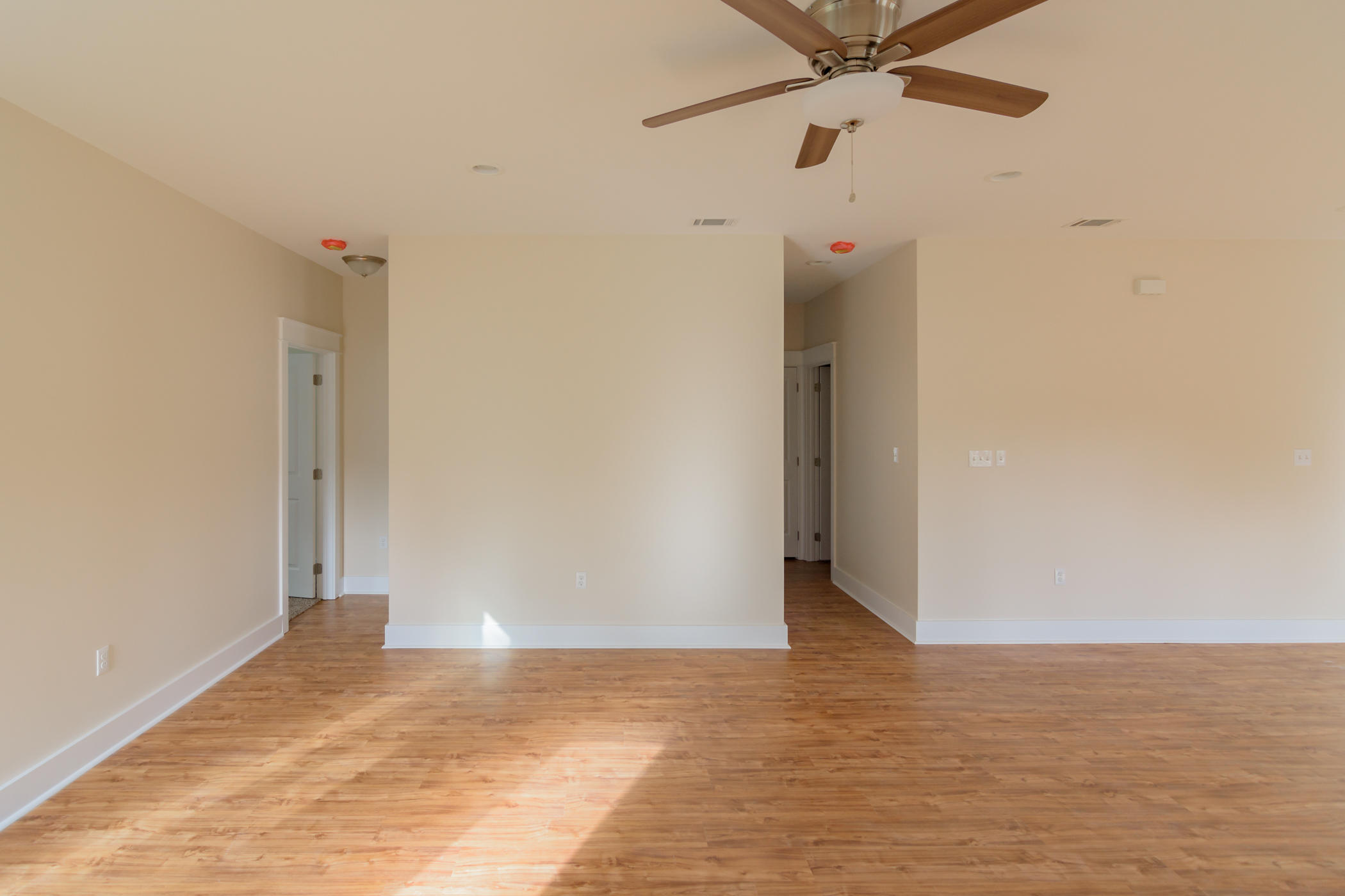 Majestic Oaks Vineyard Ph 1 - Residential