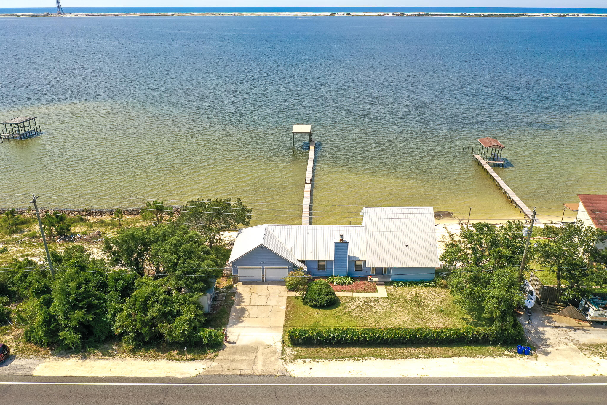 SOUTH RNG 25 WATER - Residential