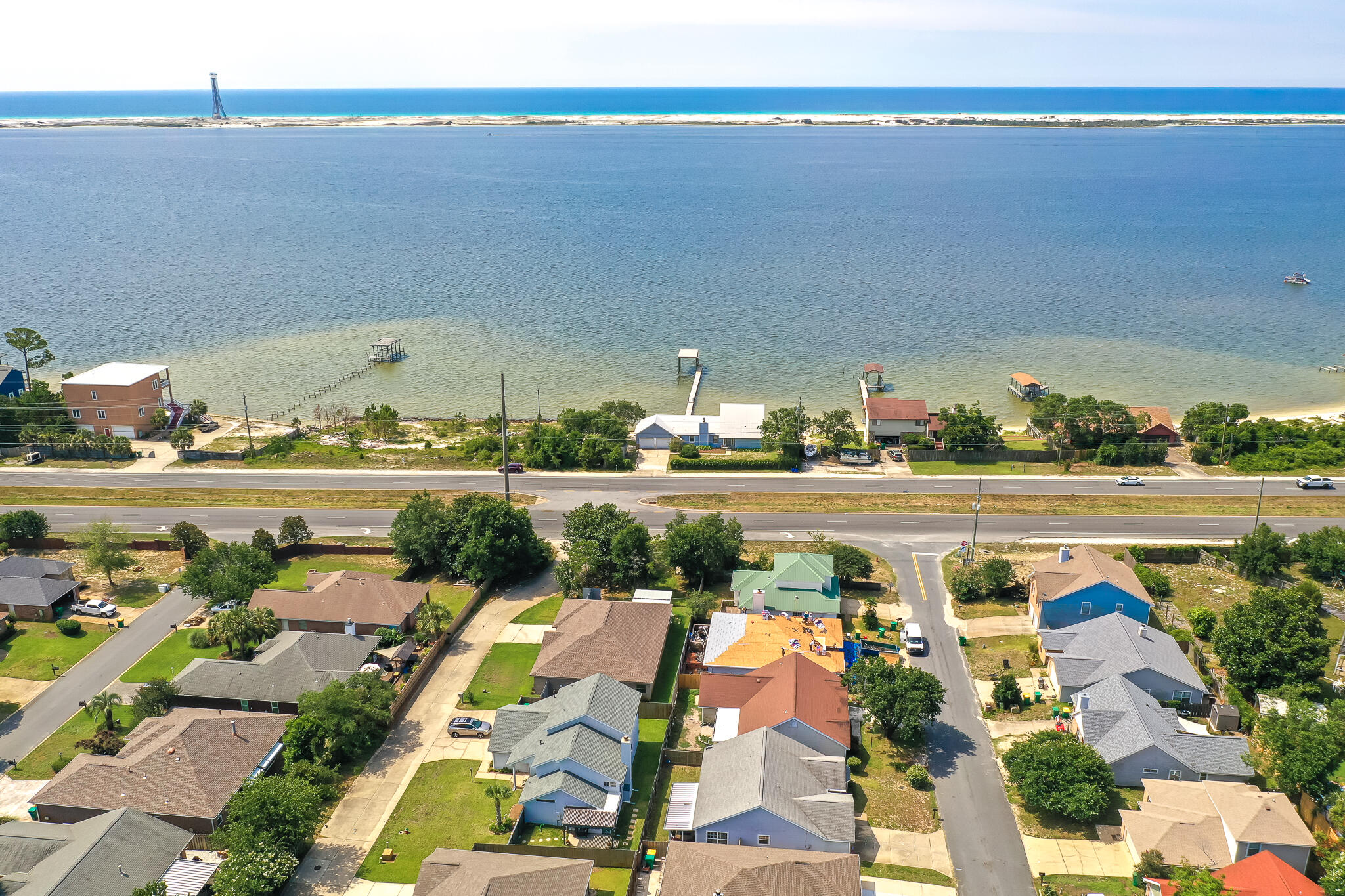 SOUTH RNG 25 WATER - Residential