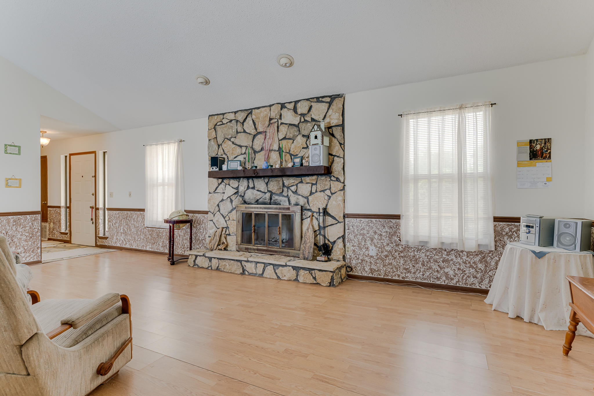 SOUTH RNG 25 WATER - Residential