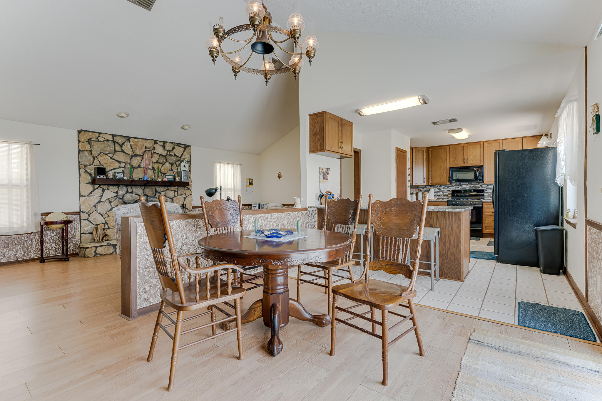 SOUTH RNG 25 WATER - Residential