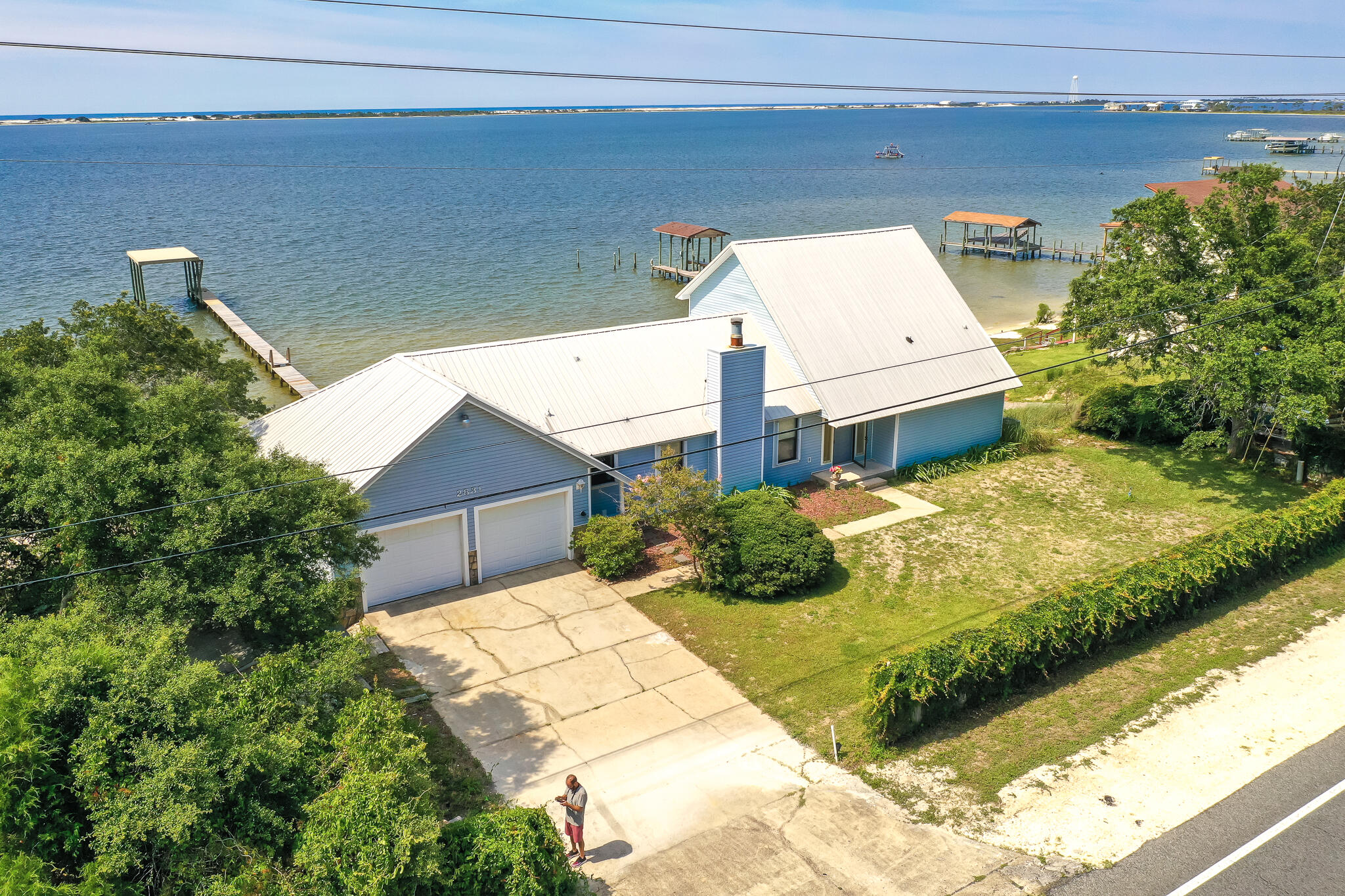 SOUTH RNG 25 WATER - Residential