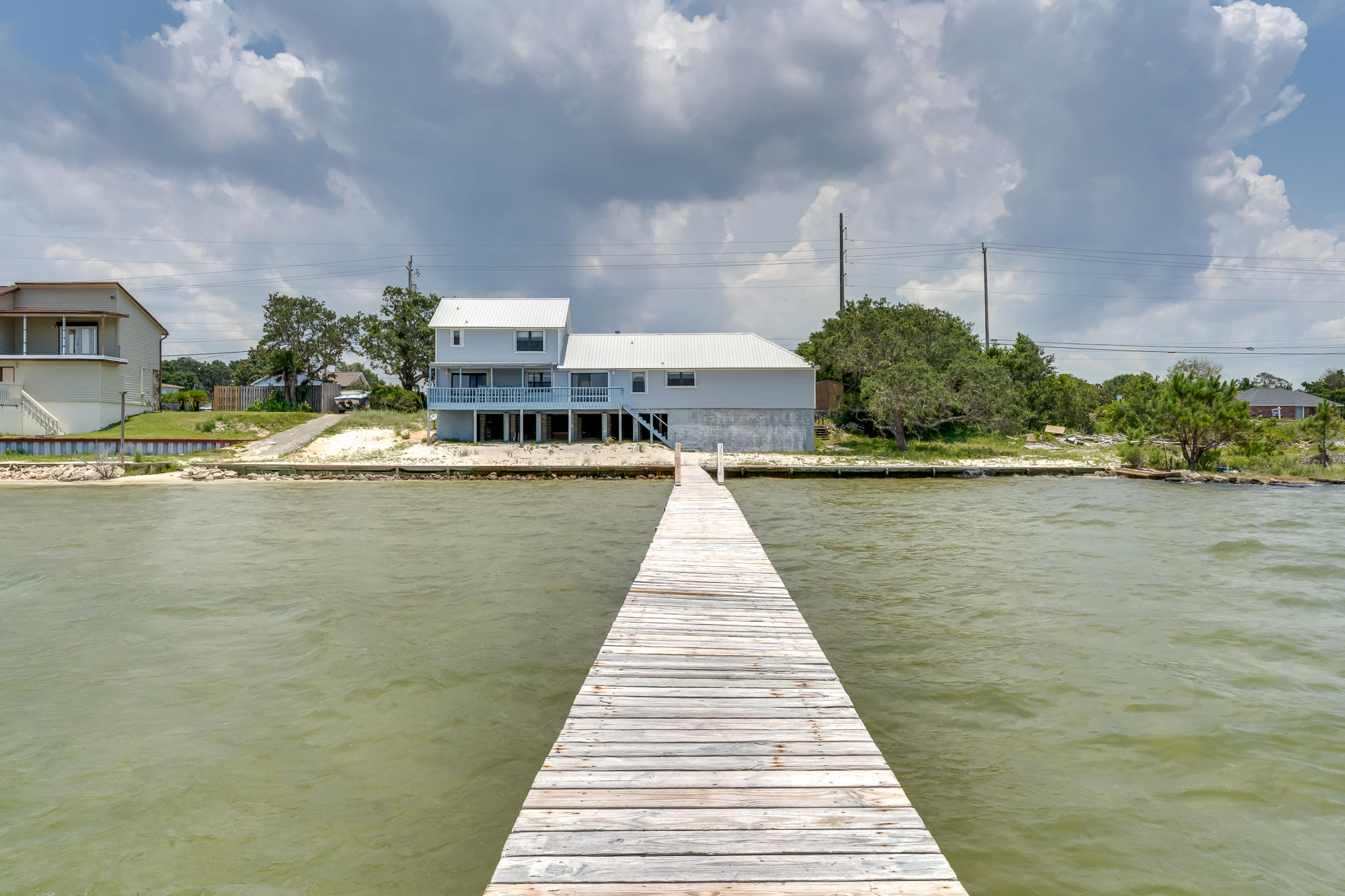 SOUTH RNG 25 WATER - Residential