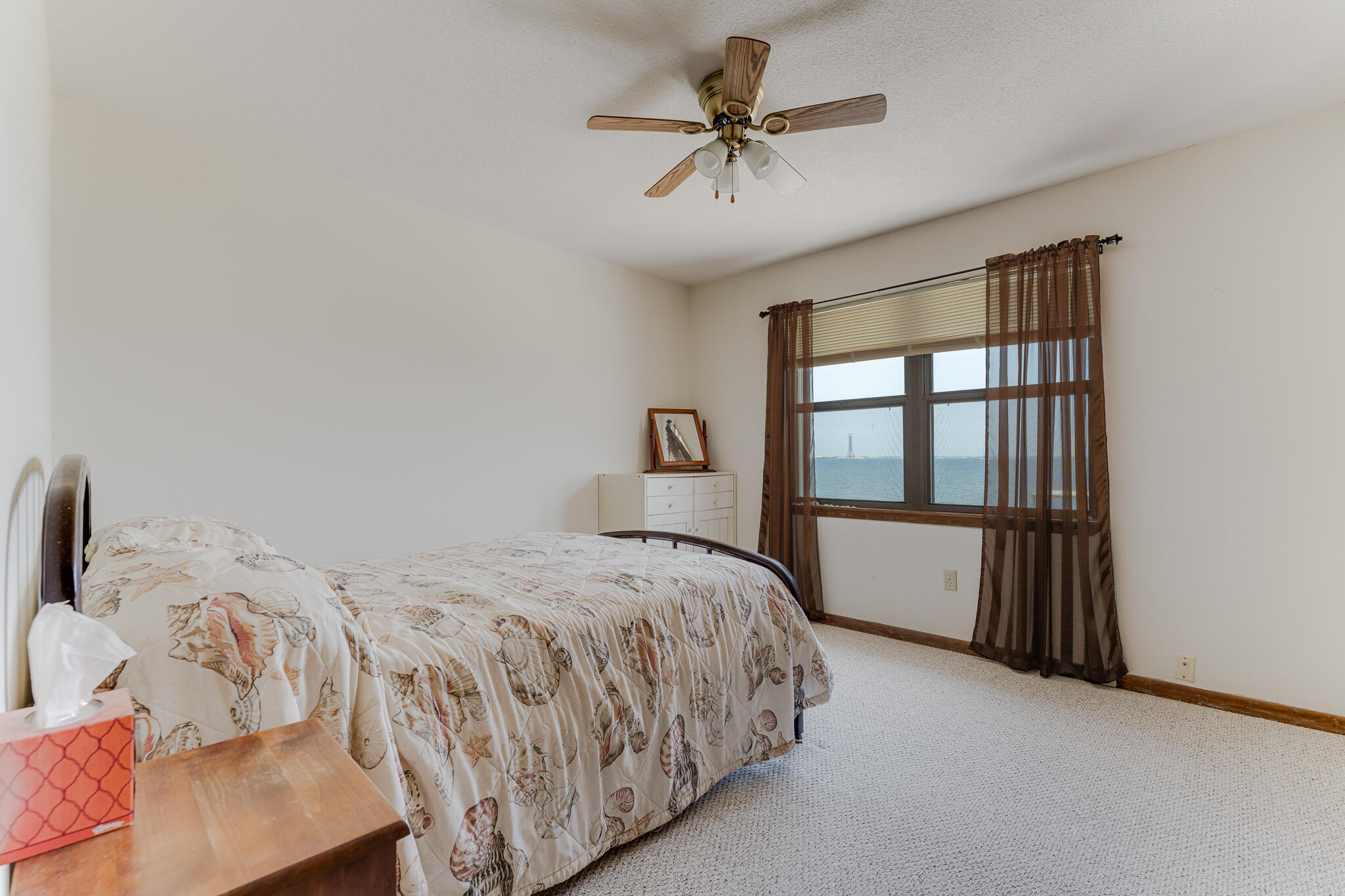 SOUTH RNG 25 WATER - Residential