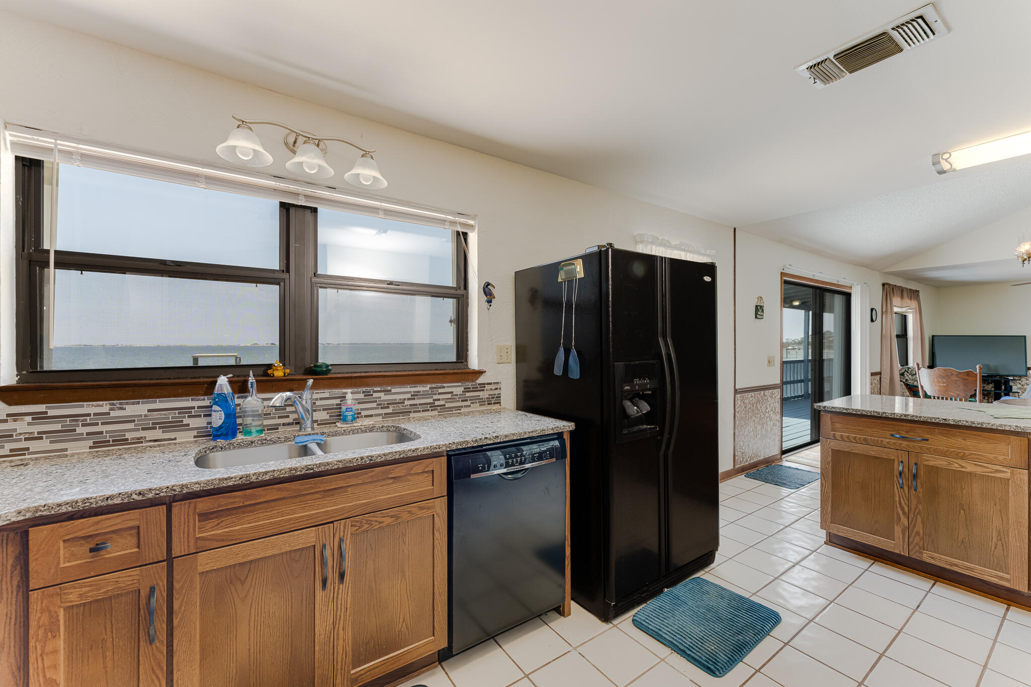 SOUTH RNG 25 WATER - Residential