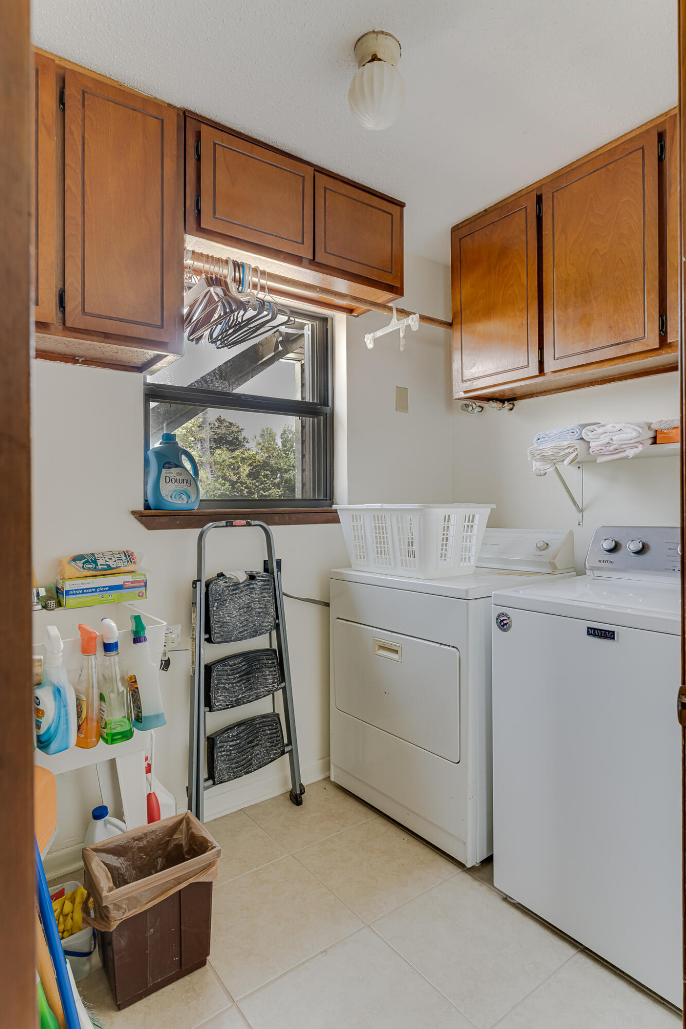 SOUTH RNG 25 WATER - Residential