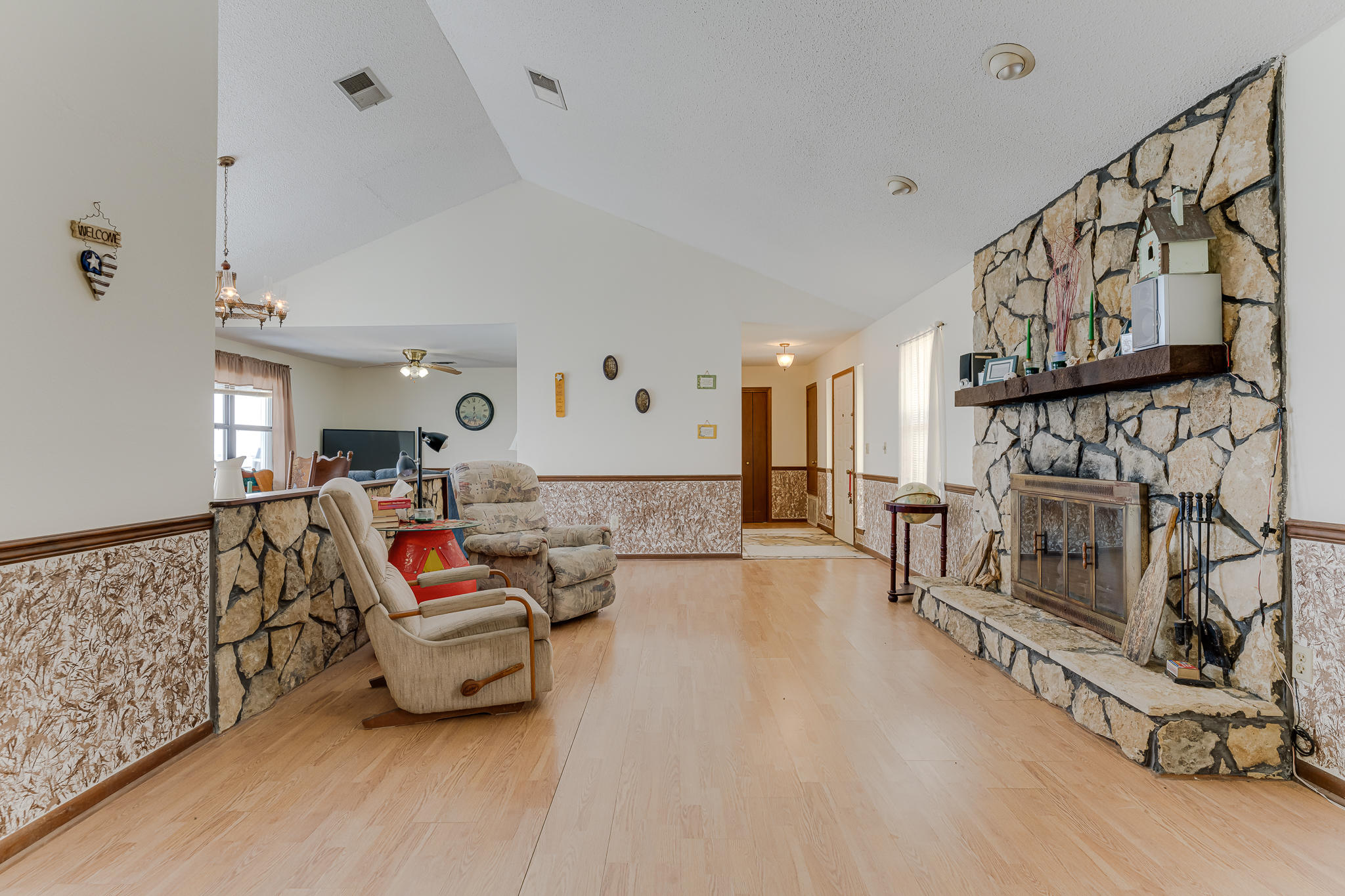 SOUTH RNG 25 WATER - Residential