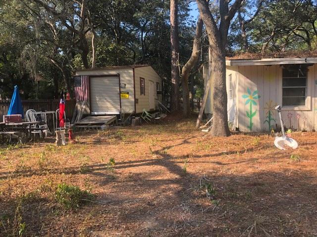 METES & BOUNDS - Land