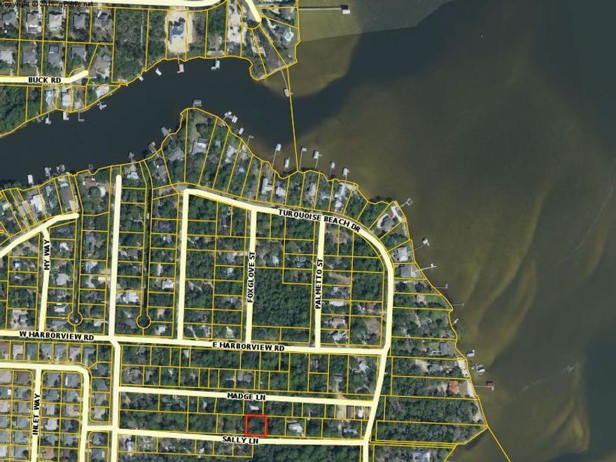 Searching to build your next home or investment property? Tucked away on the Emerald Coast in the Mack Bayou area is where you'll find this property! Within walking distance of the Choctawhatchee Bay. Short drive to shopping, beach, hospital, schools, etc. Property is being sold as vacant land.