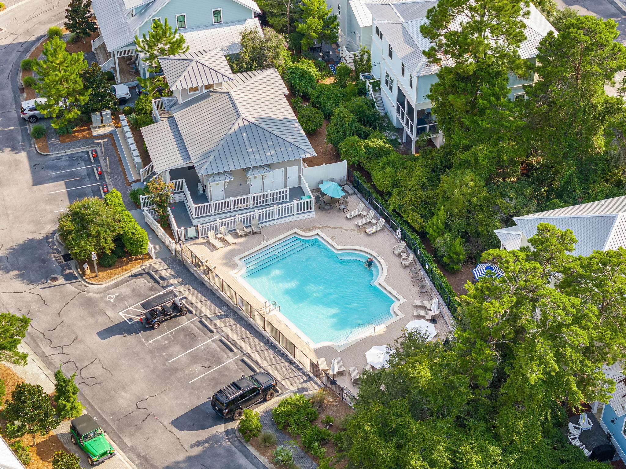 LAKESIDE AT BLUE MOUNTAIN BEACH - Residential