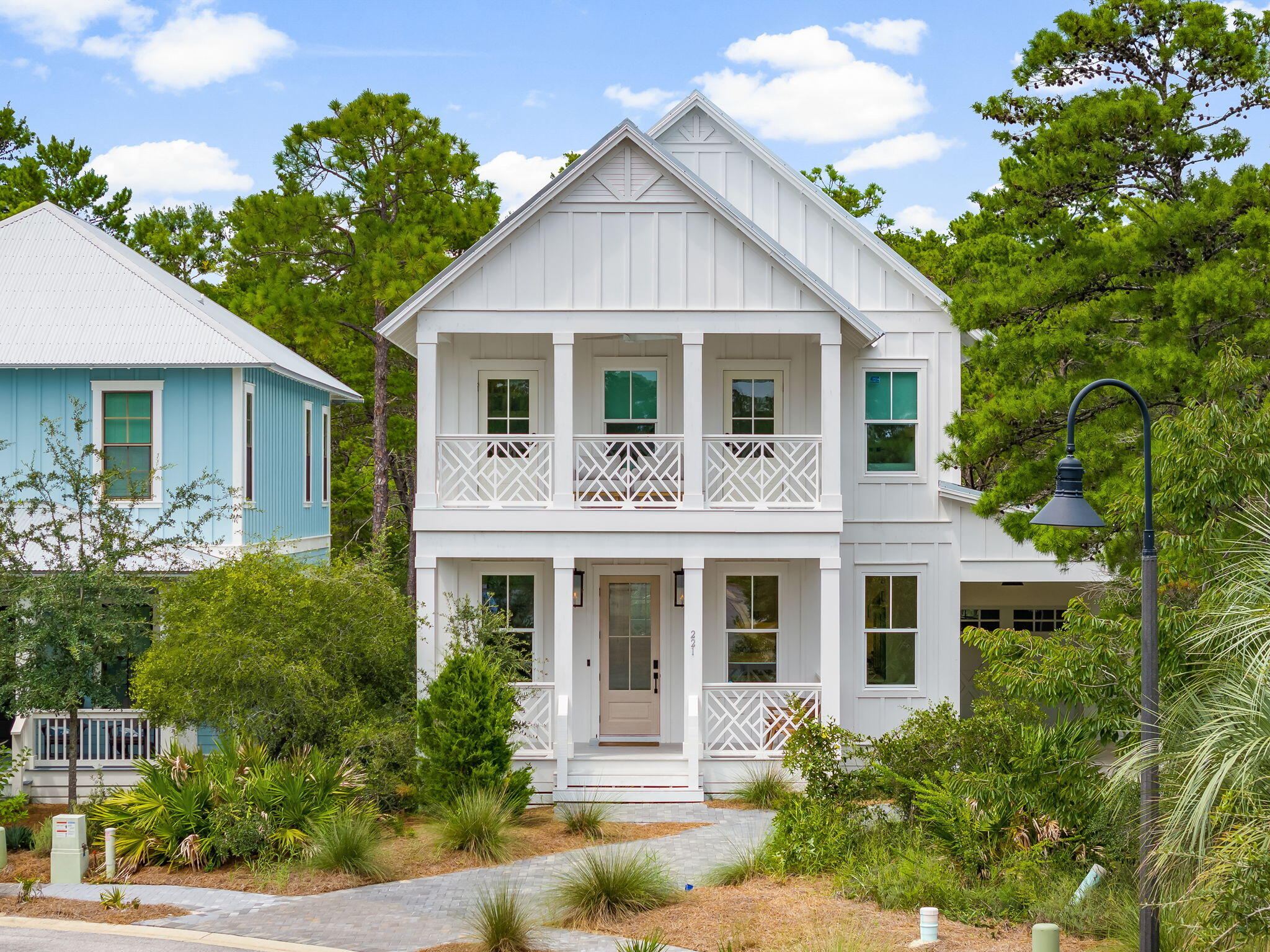 LAKESIDE AT BLUE MOUNTAIN BEACH - Residential