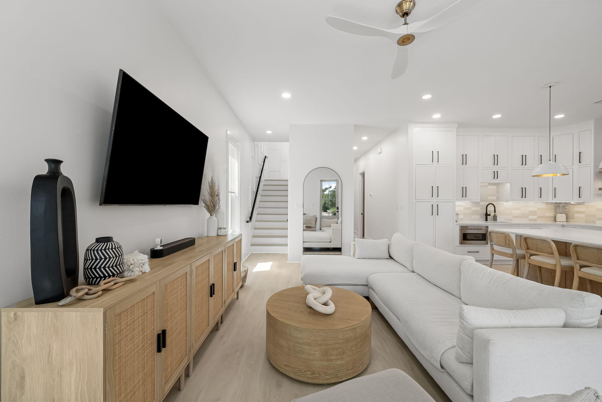 LAKESIDE AT BLUE MOUNTAIN BEACH - Residential