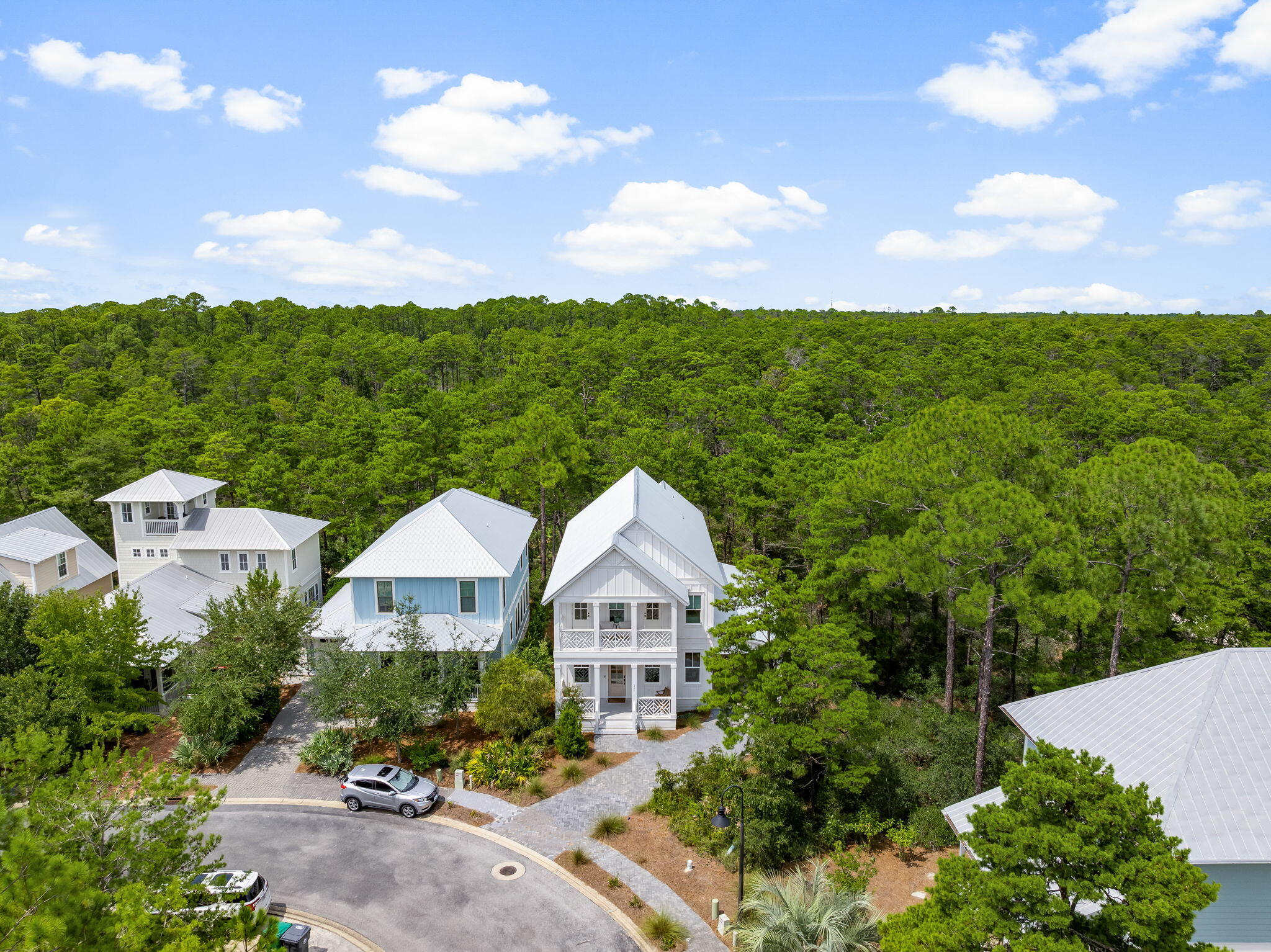 LAKESIDE AT BLUE MOUNTAIN BEACH - Residential