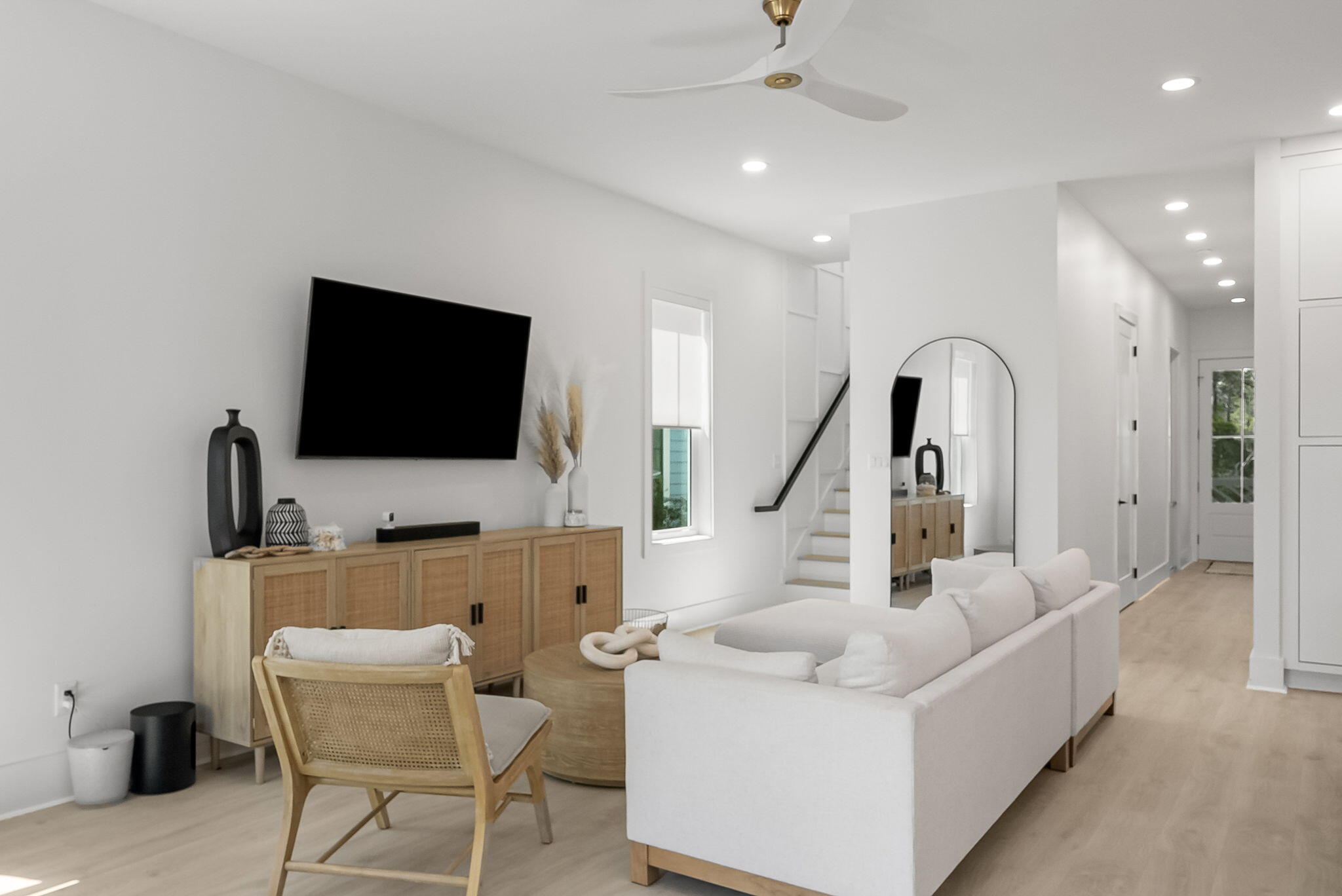 LAKESIDE AT BLUE MOUNTAIN BEACH - Residential